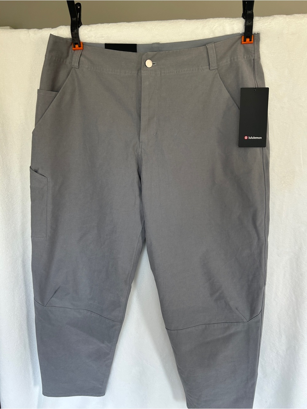 lululemon athletica Men’s Gray Cargo Pants